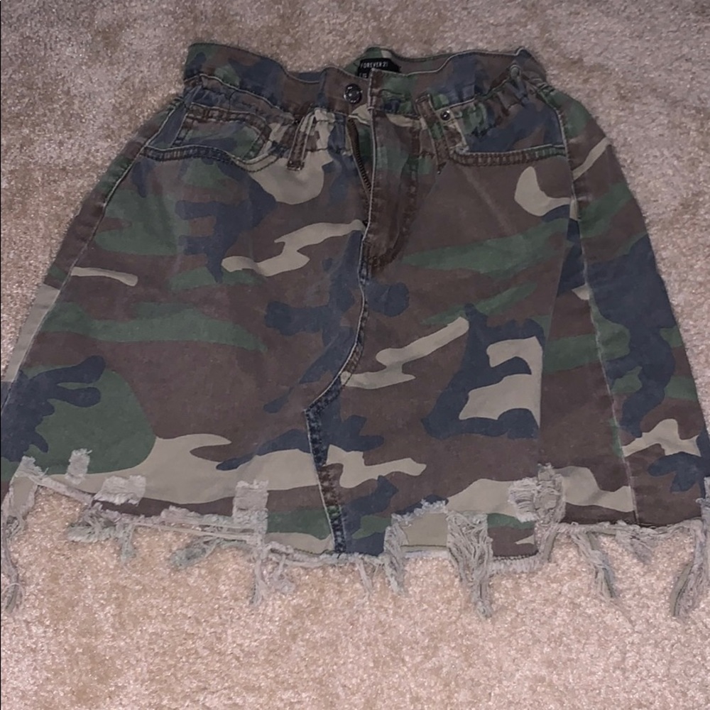 Forever 21 Camo Skirt